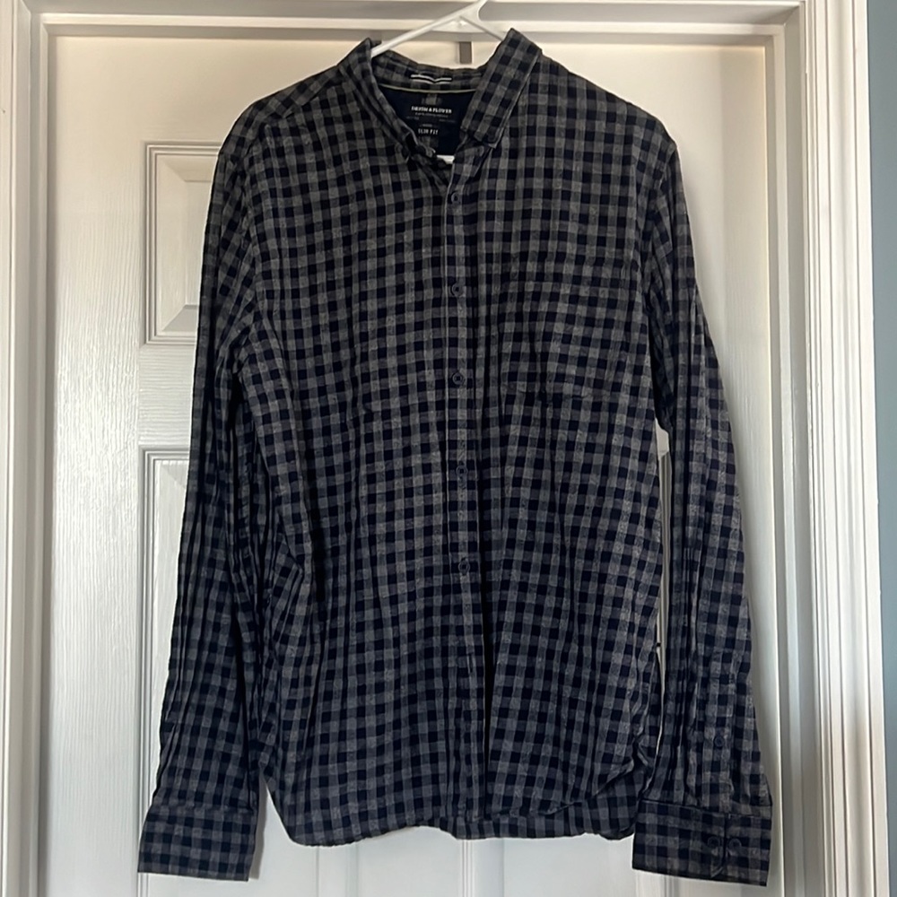 Men’s XL Denim & Flower button up
